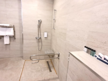 Фото номера Номер для людей с ограниченными возможностями Отель Tulip Inn Sofrino Park Hotel г. Софрино 5